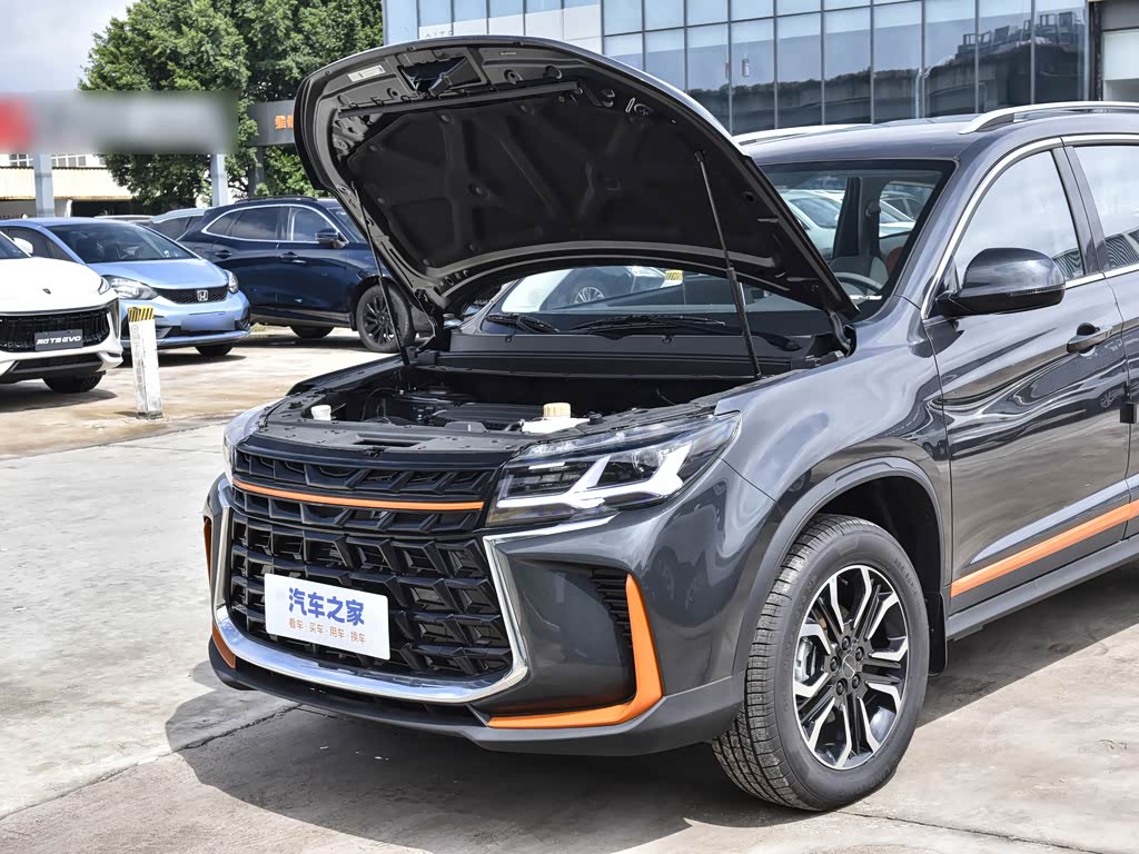 东风风行 风行t5 2022款 马赫版 1.5t dct激擎款五座