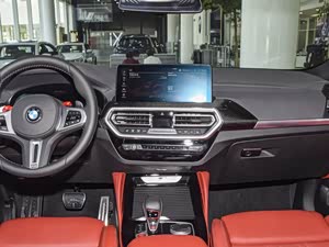 宝马x4m限时优惠目前8841万元起售