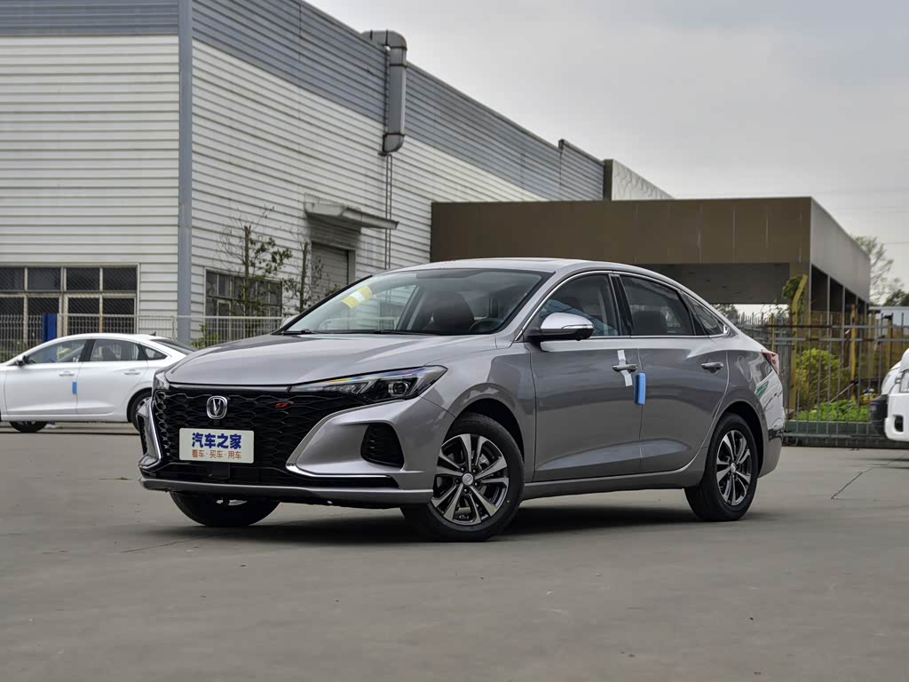 长安汽车 逸动 2021款 plus 蓝鲸ne 1.4t gdi dct尊贵型