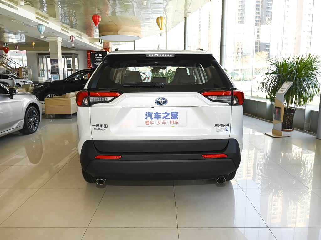 一汽丰田 rav4荣放双擎e  2022款 2.5l 四驱豪华pro