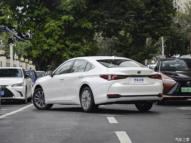 雷克萨斯es目前价格稳定售价2969万起