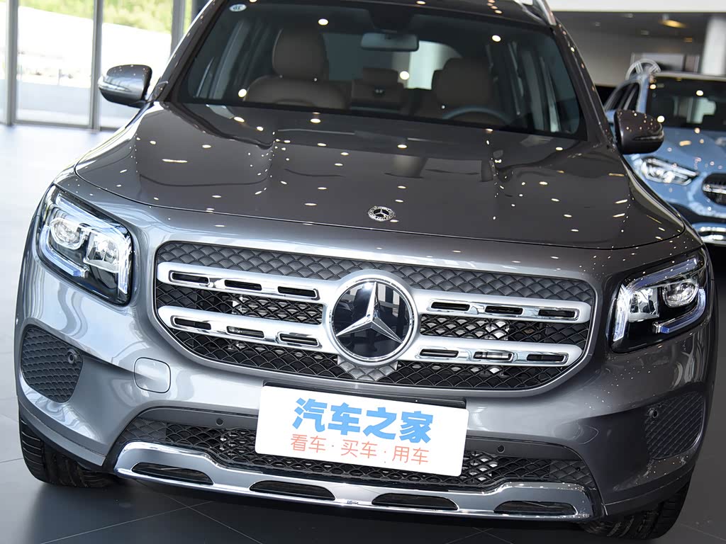 北京奔驰 奔驰glb 2022款 改款二 glb 200 时尚型