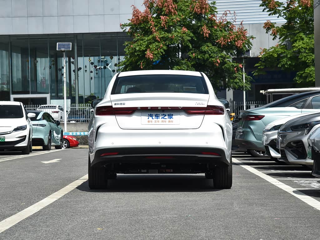 【图解图片_安阳宝融几何汽车4s店吉利几何g6图片】-汽车之家