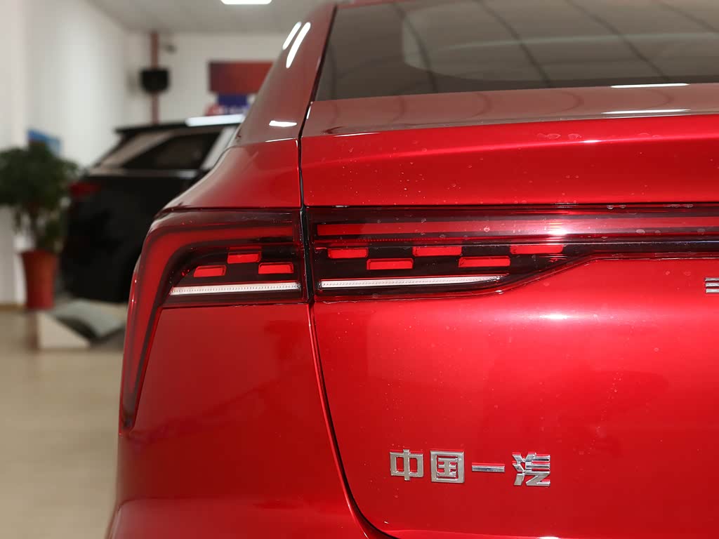 一汽奔腾 奔腾b70 2023款 1.5t 自动畅享型