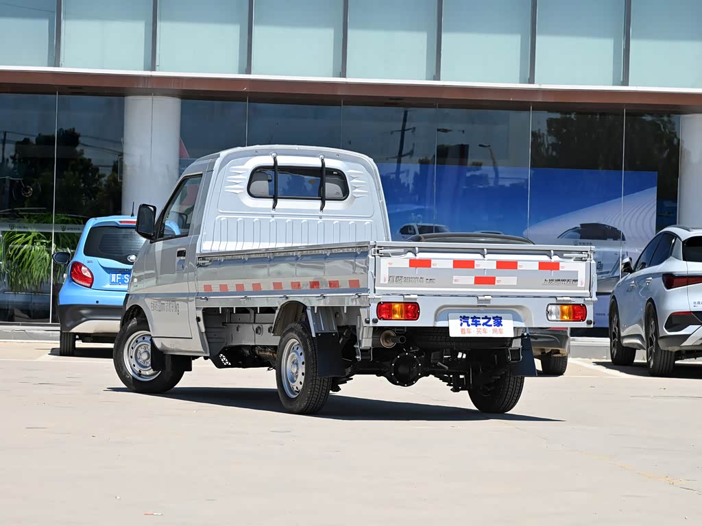 上汽通用五菱 五菱荣光小卡 2022款 1.5l基本型单排加长型l3c