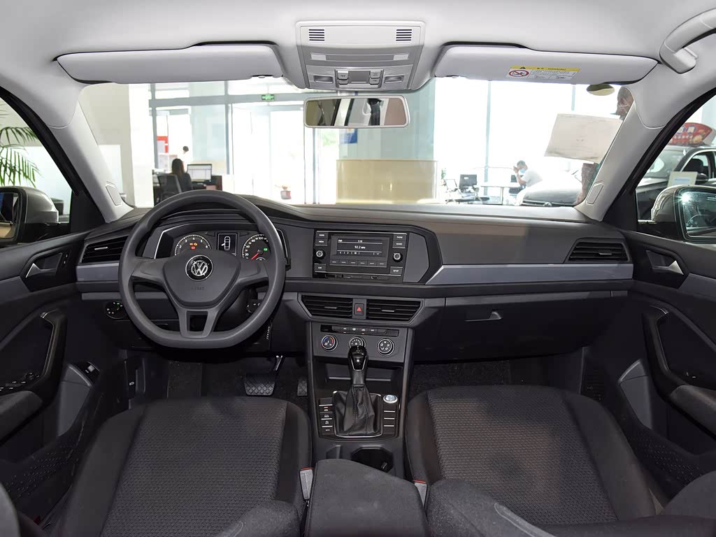 一汽-大众 速腾 2019款 200tsi dsg时尚型 国v 黑色 中控方向盘 已经