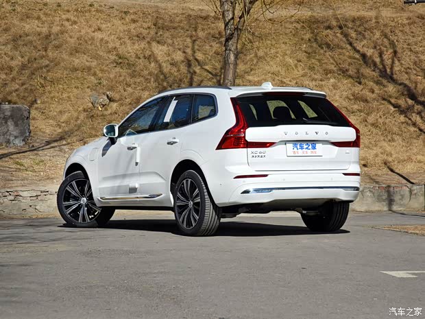 沃尔沃xc60报价18万(沃尔沃xc60最新价格多少钱)