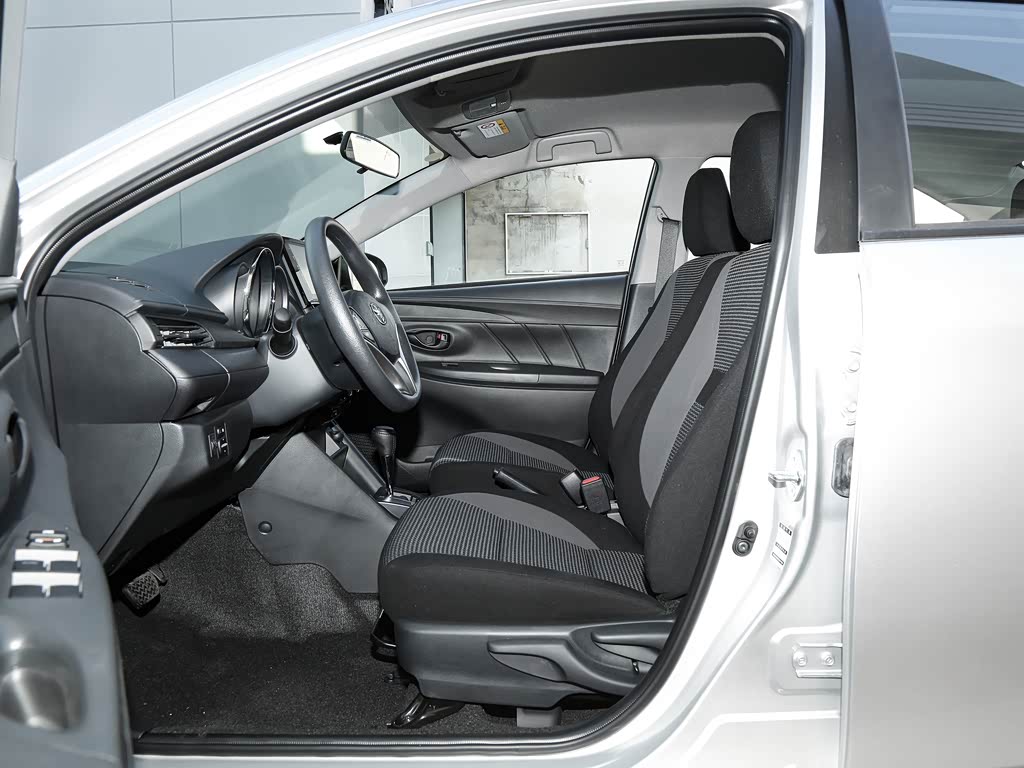 一汽丰田 威驰 2022款 1.5l 20周年纪念版