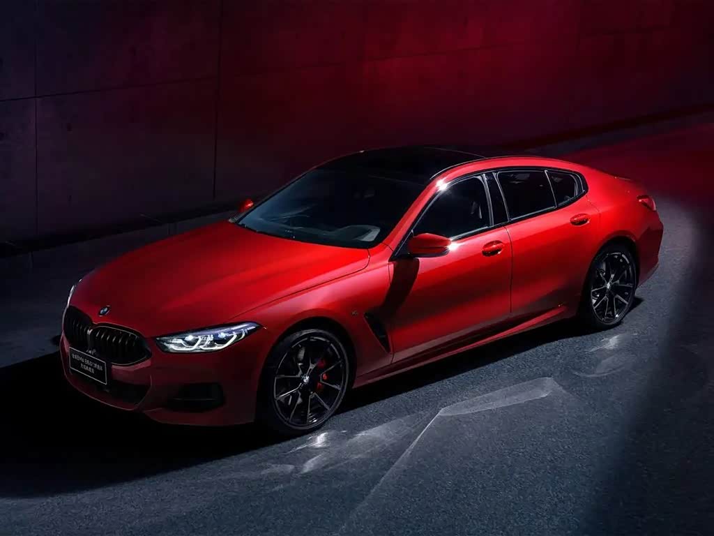 宝马(进口) 宝马8系 2021款 840i 四门轿跑车烈焰典藏版