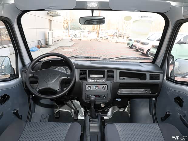 促五菱之光限时优惠目前367万元起售