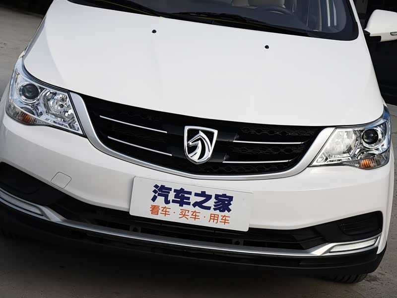 上汽通用五菱 宝骏730 2019款 1.5l 手动超值型 7座 国vi