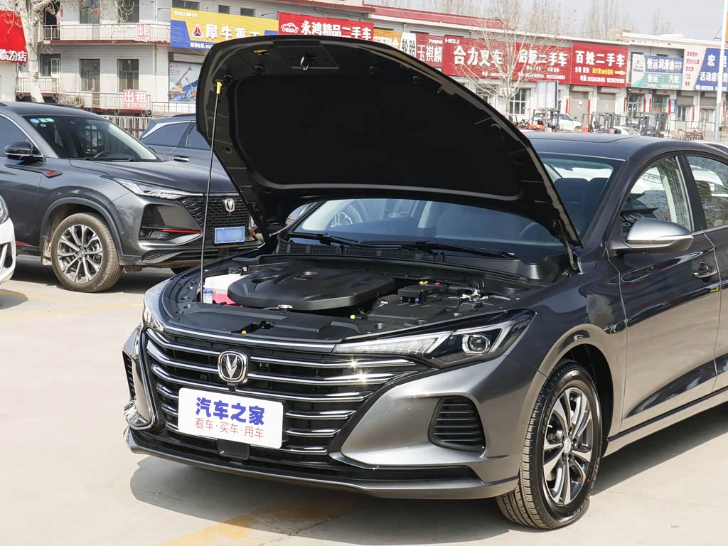 长安汽车 逸动 2021款 plus 1.6l gdi 手动豪华型