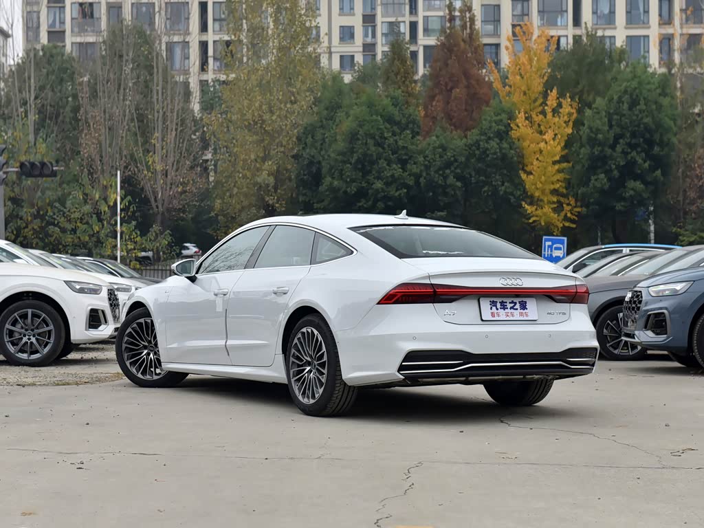 芜湖安迪奥迪4s店>奥迪(进口)>奥迪a7>2023款40tfsi豪华型>冰川白>
