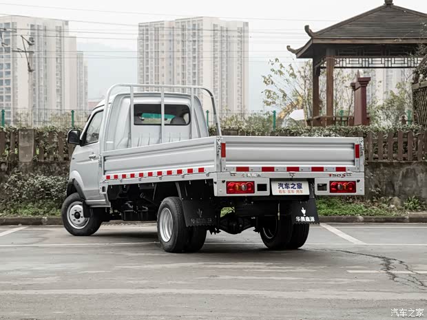 金杯t50s限时优惠3000元欢迎试乘试驾