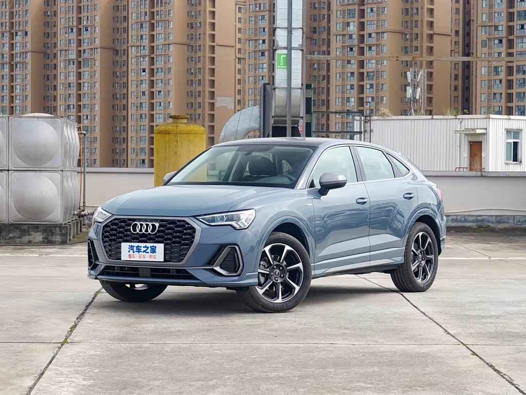 一汽-大众奥迪 奥迪q3 sportback 2022款 40 tfsi rs套件燃速型