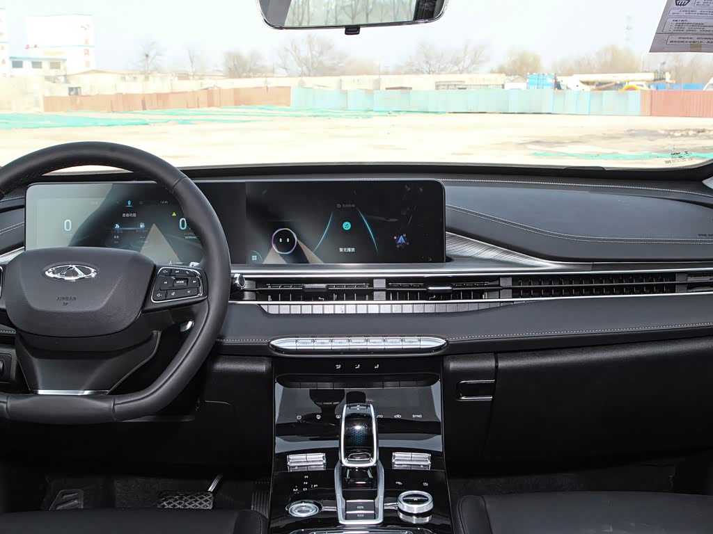 奇瑞汽车 瑞虎8 plus 2022款 鲲鹏版 390tgdi dct豪情版