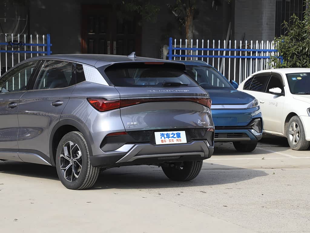 比亚迪 元plus 2022款 510km 尊荣型