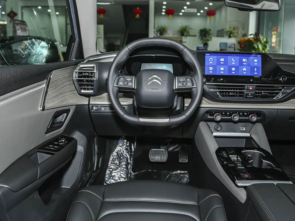 东风雪铁龙 凡尔赛c5 x 2023款 1.6t 享不凡