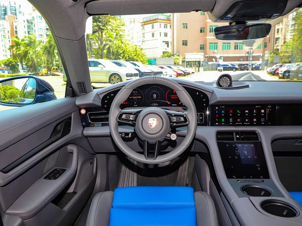 淮安保时捷>保时捷>taycan>2022款改款taycan4s>中控方向盘>