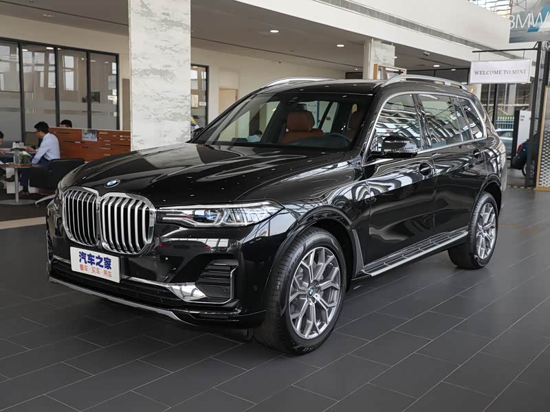 宝马(进口) 宝马x7 2022款 xdrive40i 尊享型豪华套装