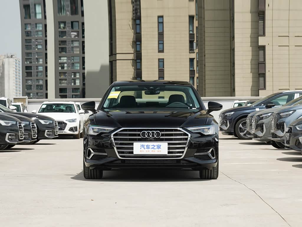 一汽奥迪 奥迪a6l 2023款 改款 45 tfsi 臻选致雅型