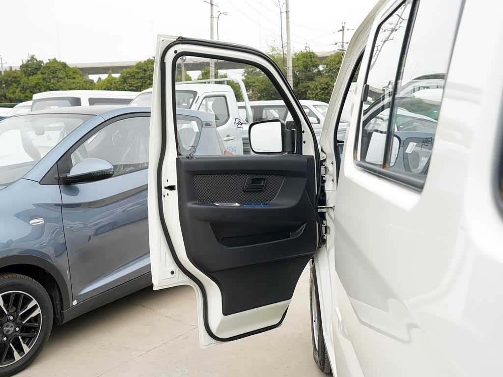 长安凯程 长安之星9ev 2022款 纯电动客车7座60kw