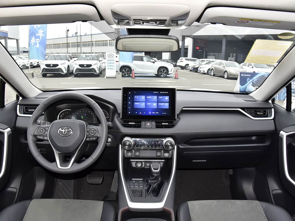 一汽丰田 rav4荣放 2022款 2.0l cvt四驱风尚plus版