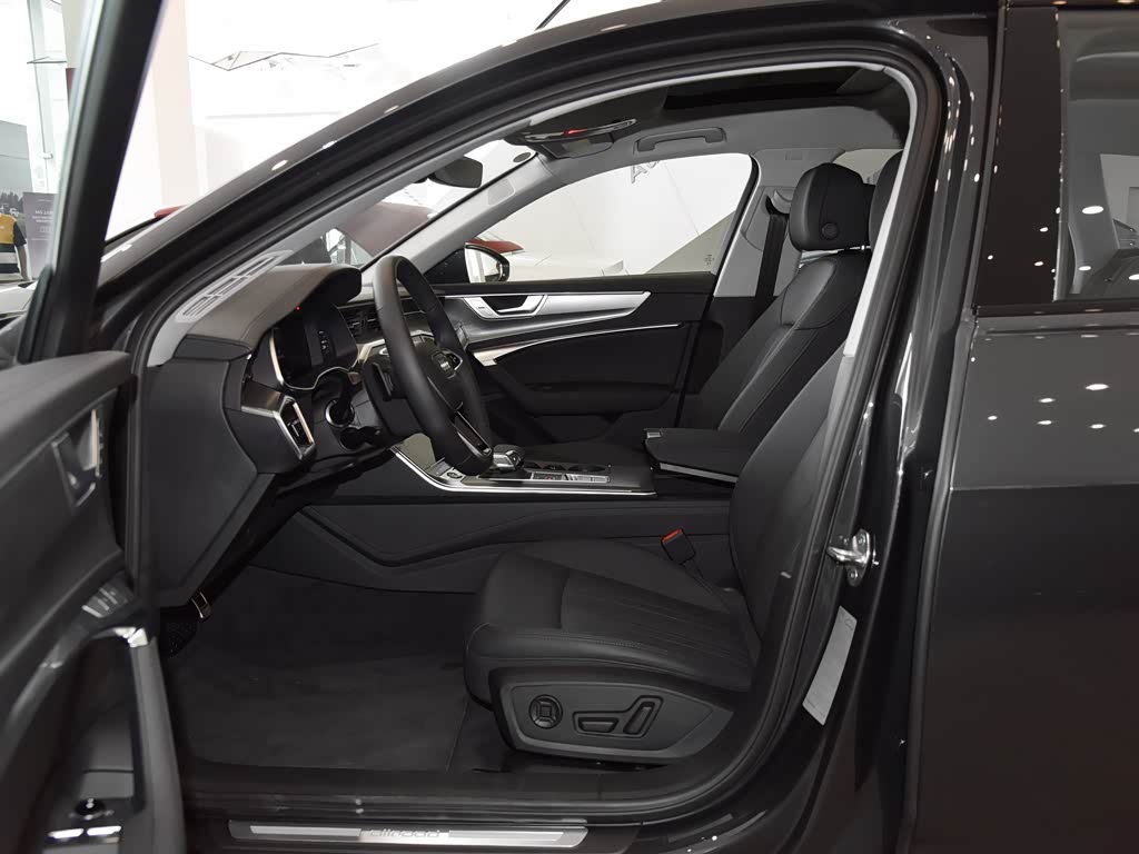 奥迪(进口) 奥迪a6(进口) 2023款 allroad quattro 55 tfsi 大探险家