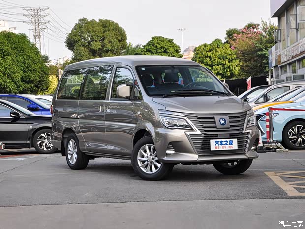 菱智m5ev售价1399万起欢迎试乘试驾