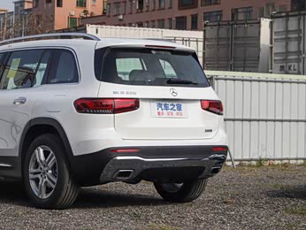 【2022款 glb 220 动感型 报价】奔驰glb图片_配置_百事达奔驰全系及