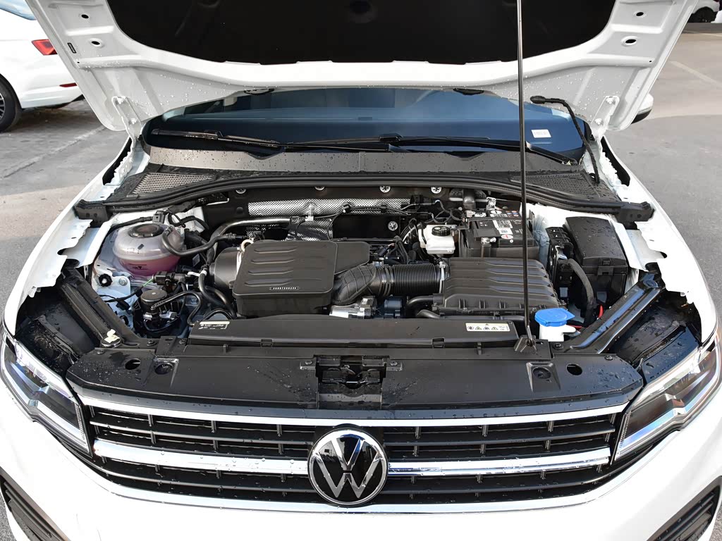 一汽-大众 宝来 2021款 1.5l 手动时尚智联版