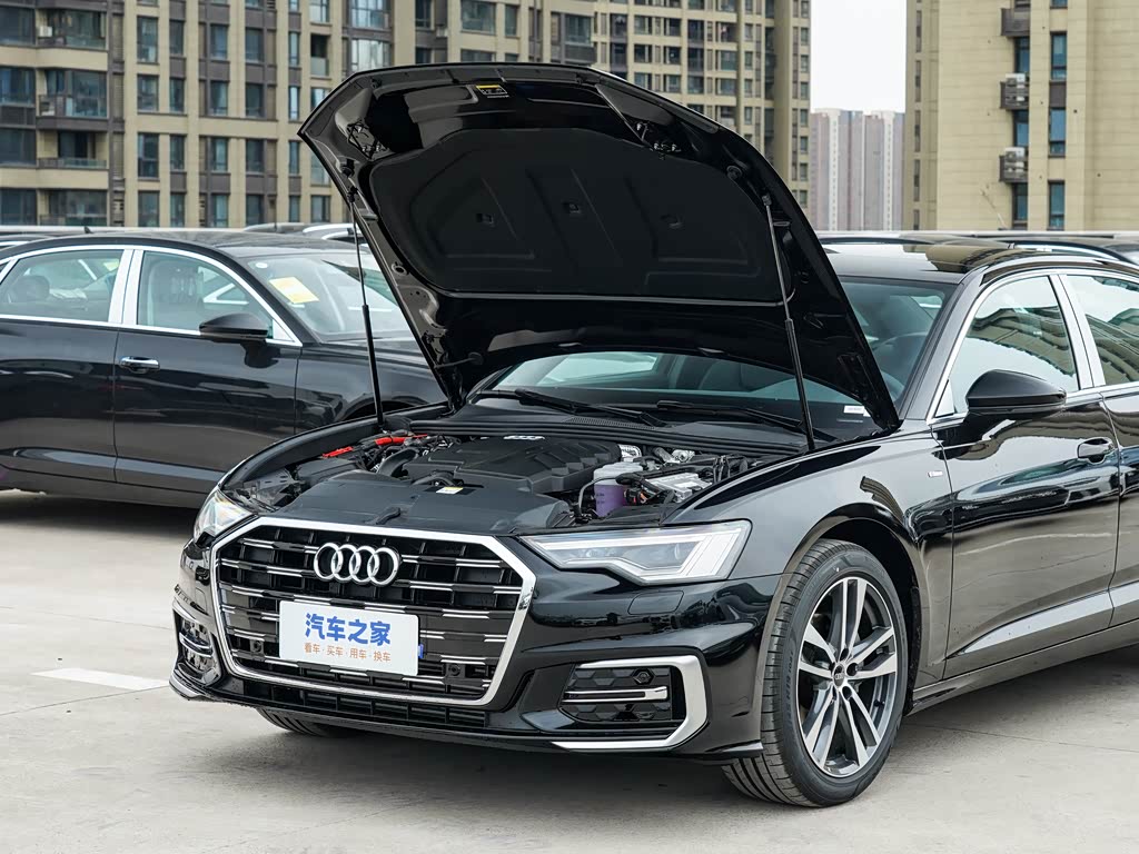 一汽奥迪 奥迪a6l 2023款 改款 40 tfsi 豪华动感型