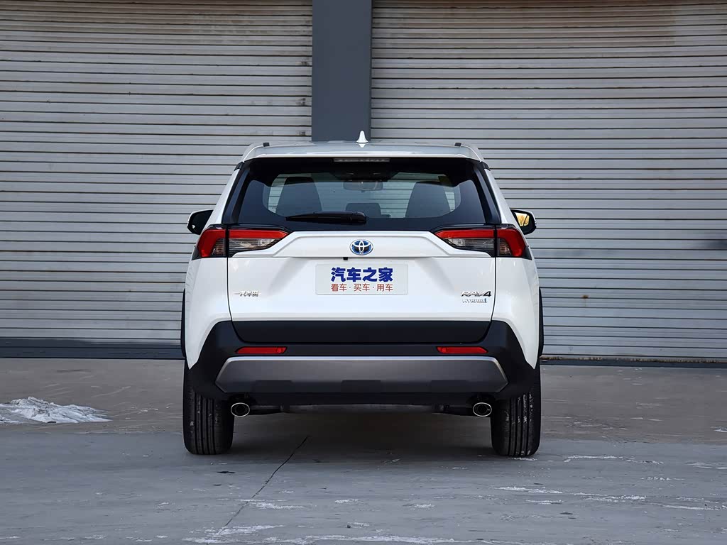 一汽丰田 rav4荣放 2020款 双擎  2.5l e-cvt两驱精英版