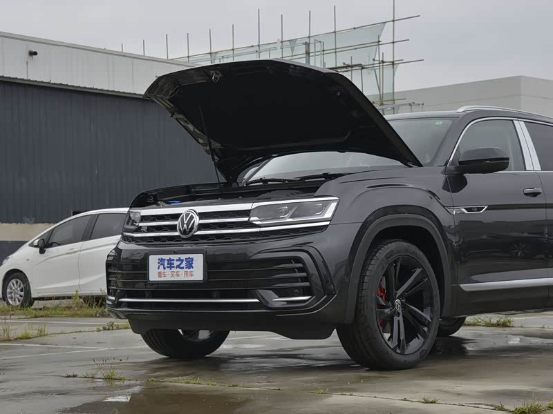 郴州申湘天福上汽大众4s店>上汽大众>途昂x>2022款530v6四驱尊崇旗舰