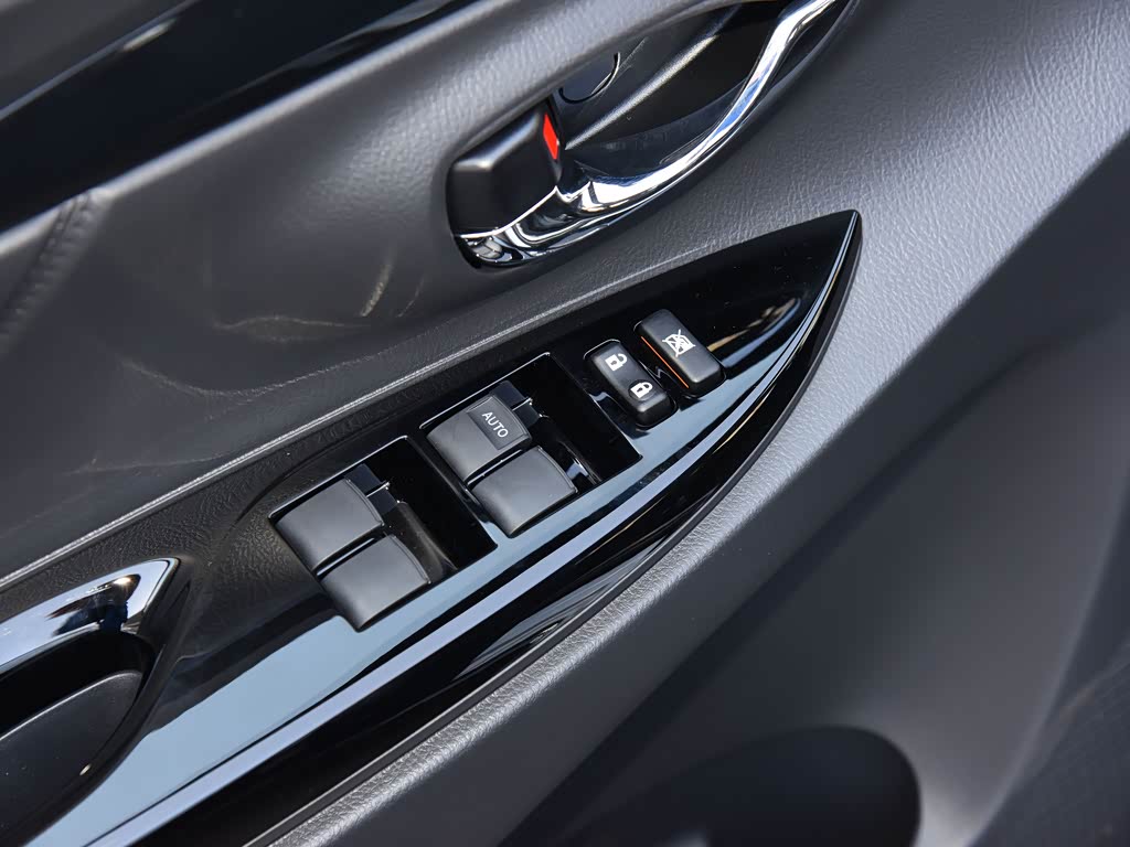 广汽丰田 yaris l 致享 2022款 1.5l cvt豪华plus版