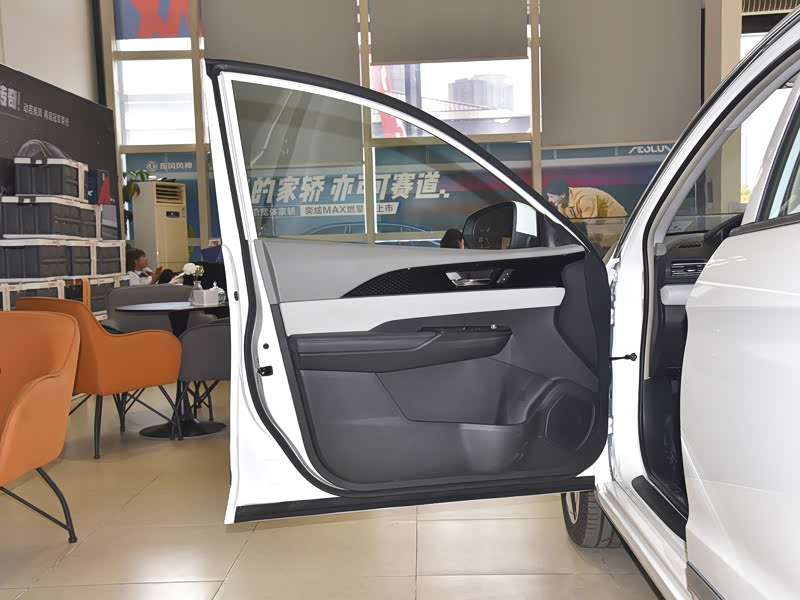 东风乘用车 东风风神e70 2021款 改款三 500 超享版