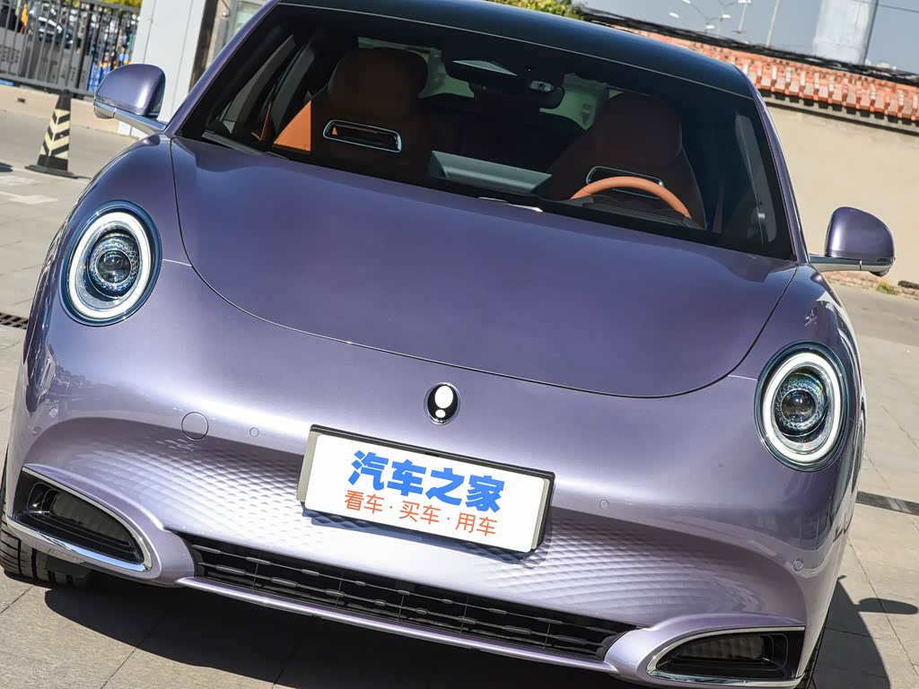 长城汽车 欧拉闪电猫 2022款 555km 尊贵版