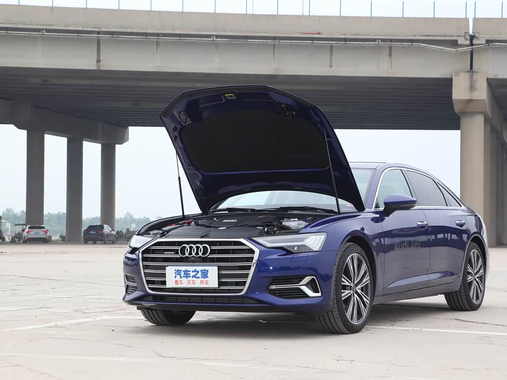 一汽奥迪 奥迪a6l 2023款 55 tfsi quattro 旗舰致雅型