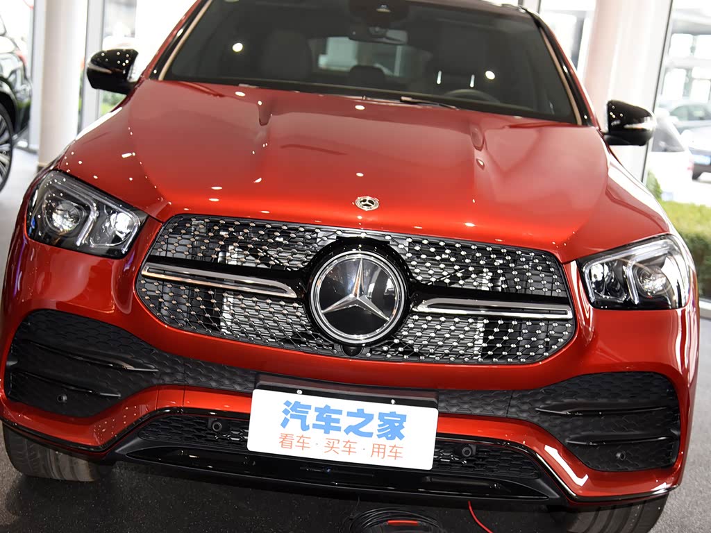 奔驰(进口) 奔驰gle轿跑 2022款 gle 450 4matic 轿跑suv 时尚型