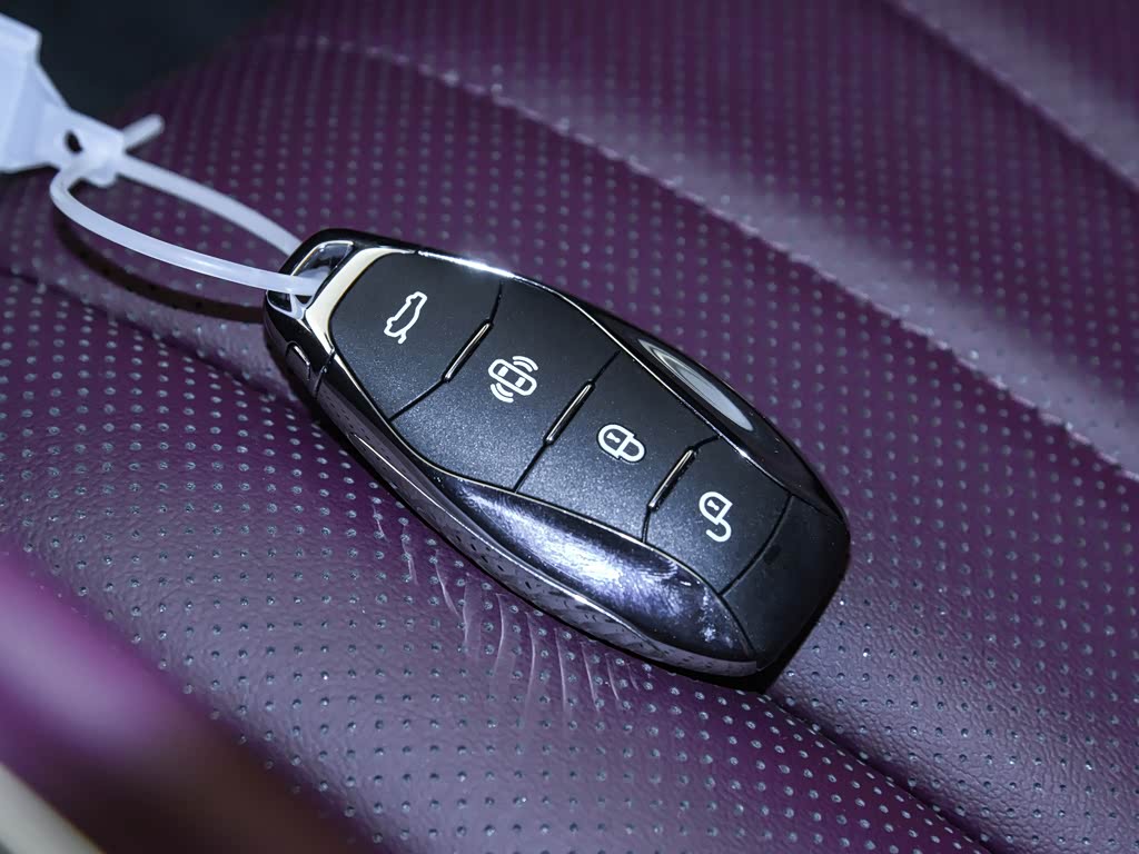 一汽红旗 红旗h5 2023款 1.5t dct智联旗韵版