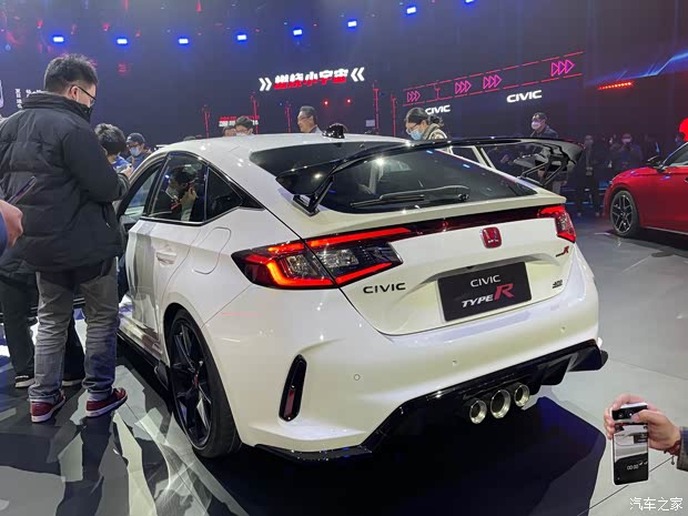 思域(进口)热销中 售价42万元起