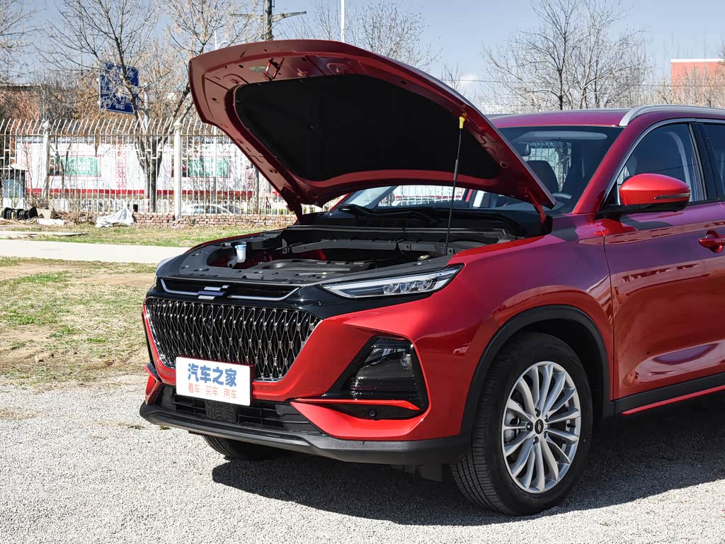 长安汽车 长安欧尚x7 plus 2022款 1.5t 蓝鲸版自动红版