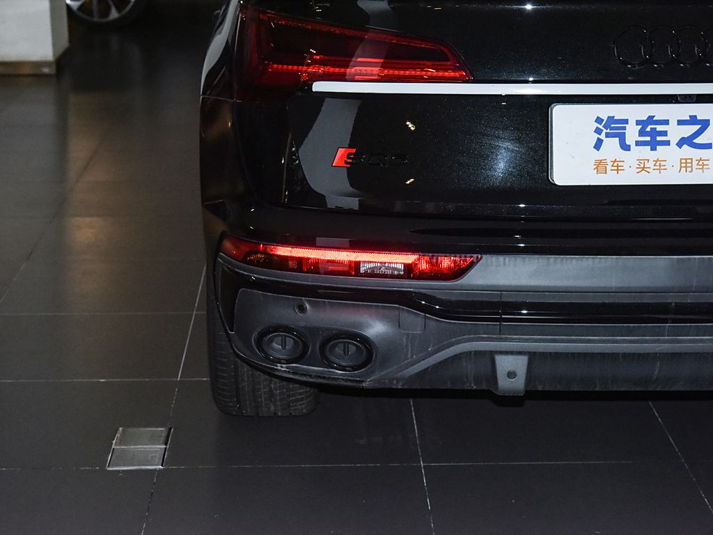 µ() µSQ5 Sportback 2024 3.0 TFSI quattro