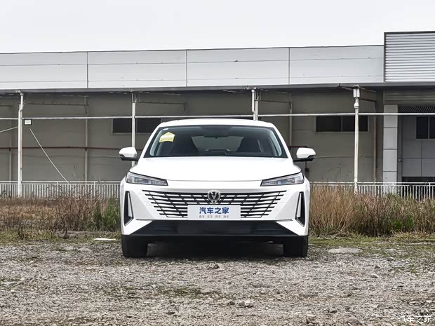 逸动限时优惠 目前优惠高达2.4万元