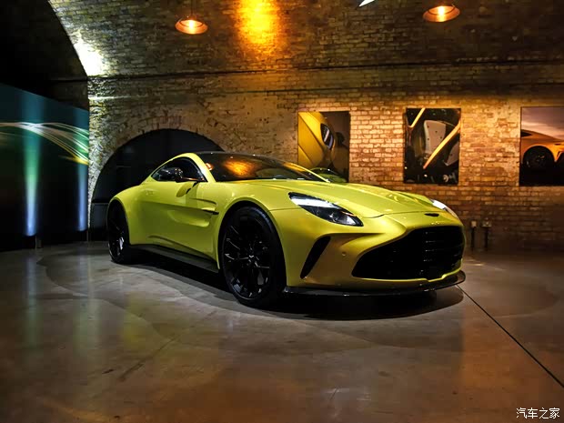 v8 vantage售价223.8万起 欢迎试乘试驾