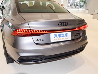 奥迪a7l 2024款 45 tfsi quattro s-line 影武士版
