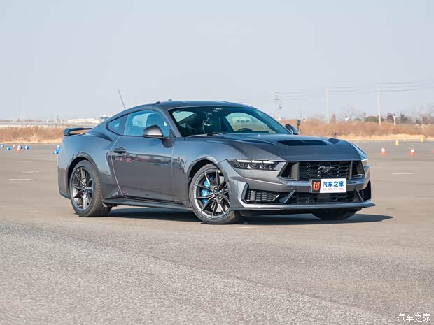 0 v8l 现已上市 全面接受预定中_青岛成圆达福特优惠促销欢迎垂询