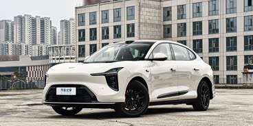 智己LS6热销中 让利高达1.5万元