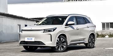 蓝电E5 PLUS售13.98万元起 欢迎试驾