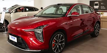 智己LS6热销中 价格直降1.5万